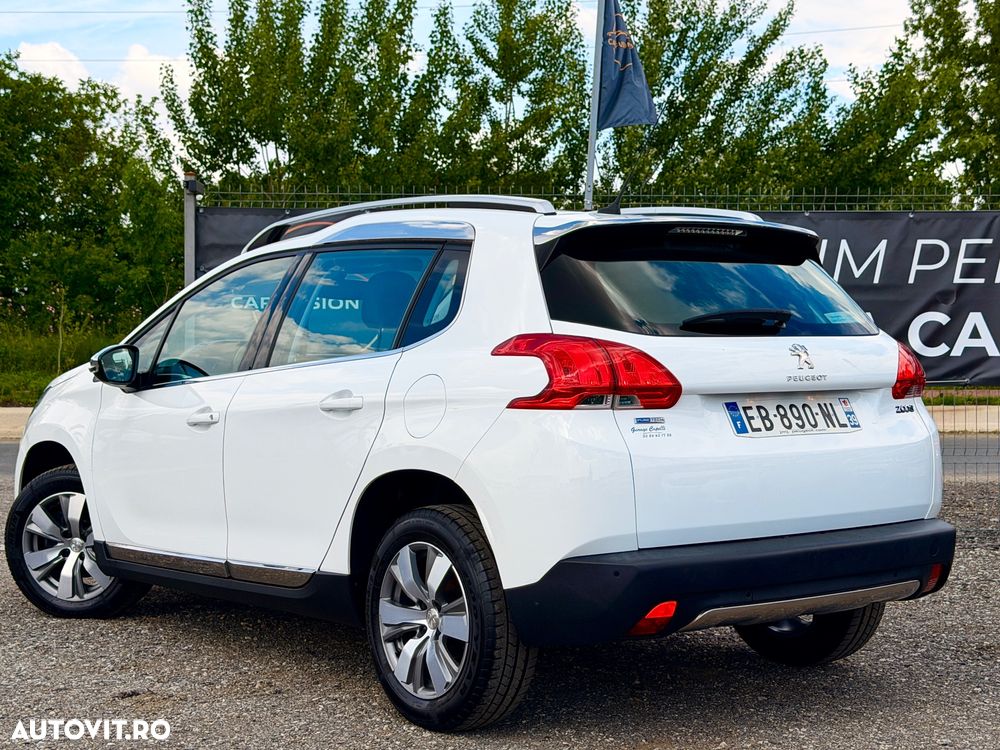 Peugeot 2008 PureTech 110 Stop&Start Allure - 2