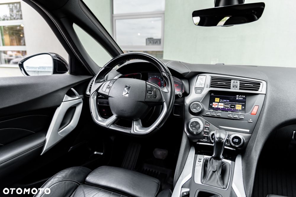 Citroën DS5 2.0 BlueHDi SoChic - 25