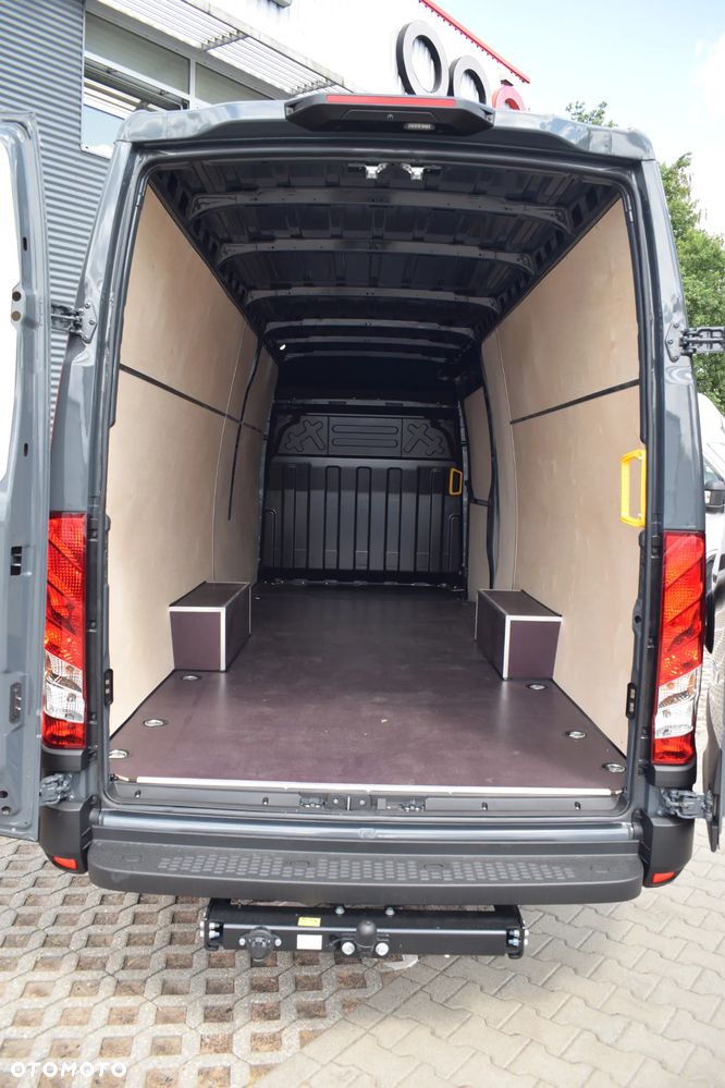 Iveco W CENIE PRZEGLĄDY EKSPOATACYJNE 4 LATA lub 300 000 km !!! - 35S18HA8V - 16