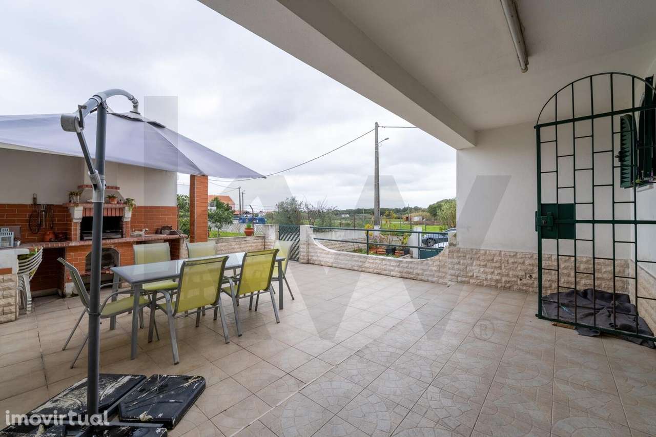 Moradia T5+1 | Santo António da Charneca - Grande imagem: 5/28
