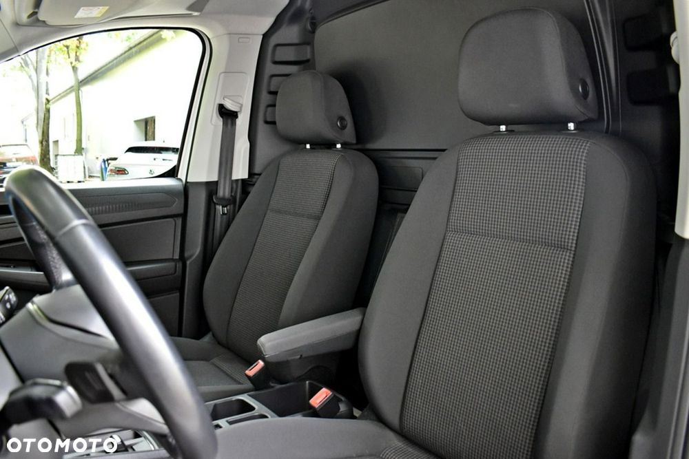 Volkswagen Caddy Maxi DSG - 11