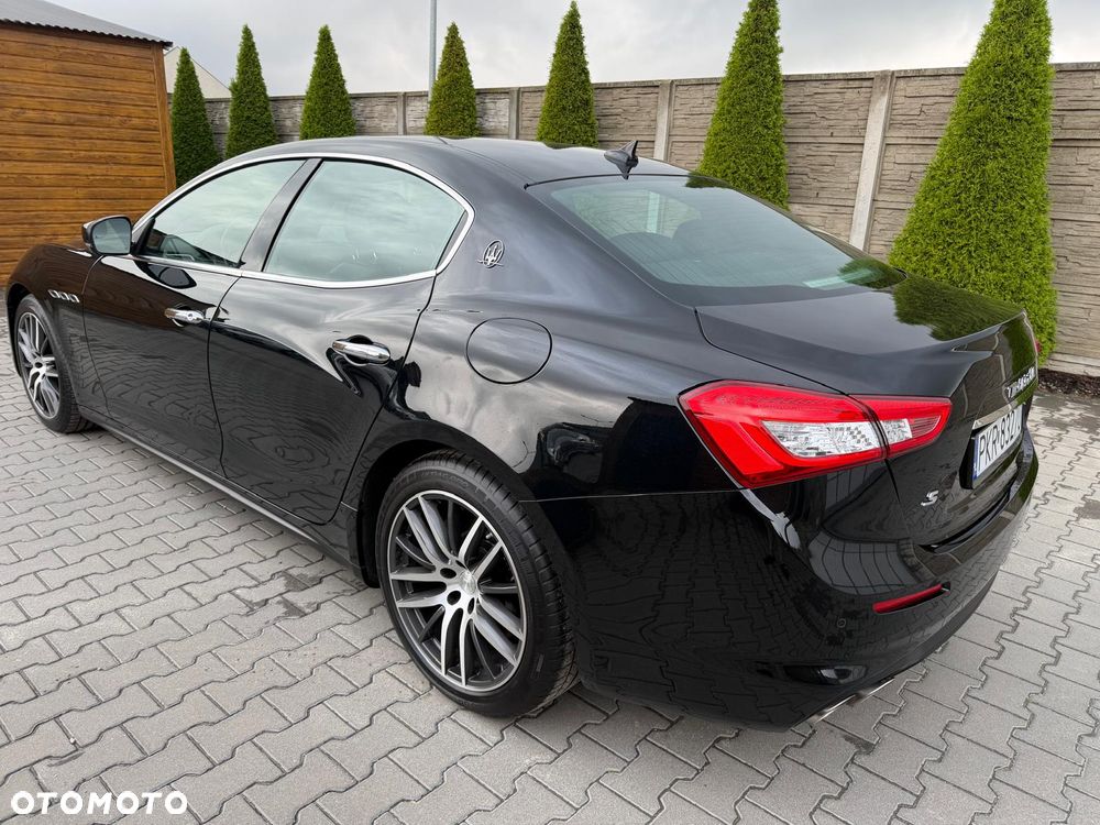 Maserati Ghibli GranSport - 14