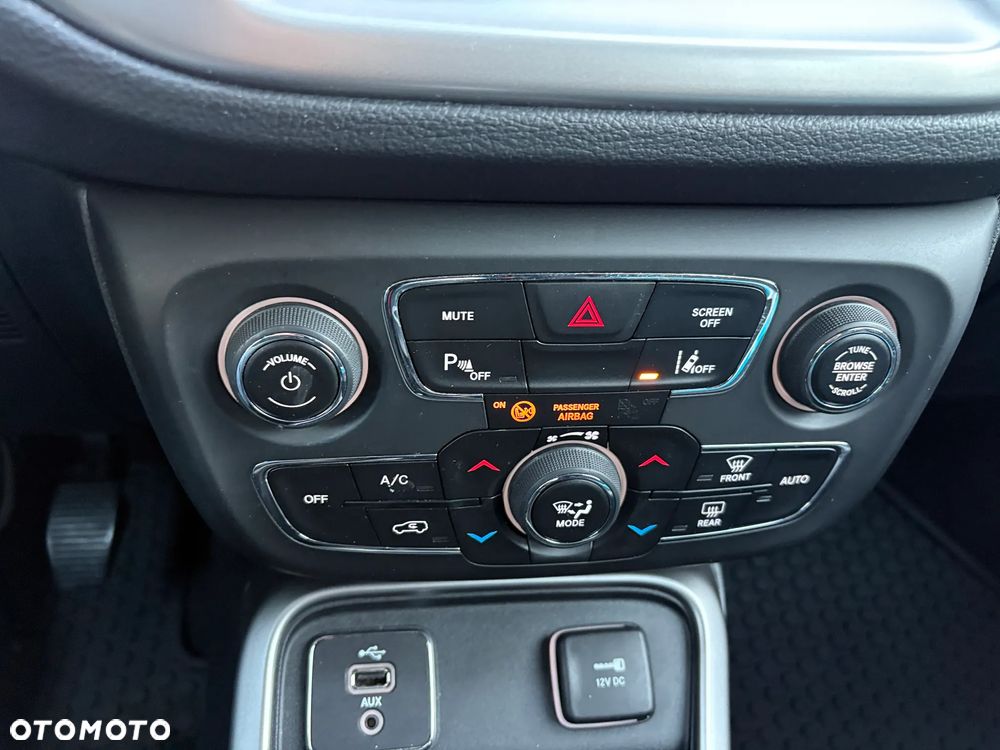 Jeep Compass 1.4 TMair Longitude FWD S&S - 10