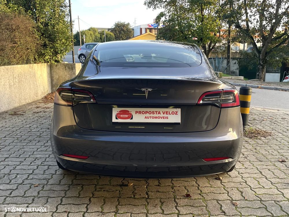Tesla Model 3 RWD - 7