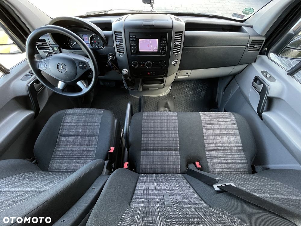 Mercedes-Benz Sprinter 319 CDI - 22