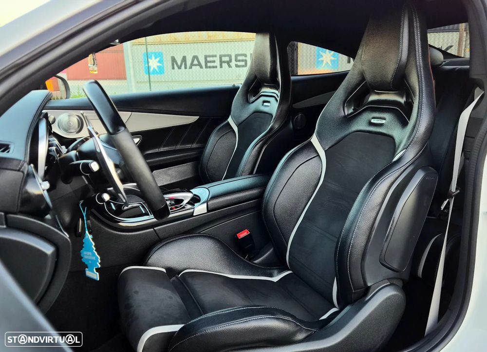 Mercedes-Benz C 63 AMG - 23