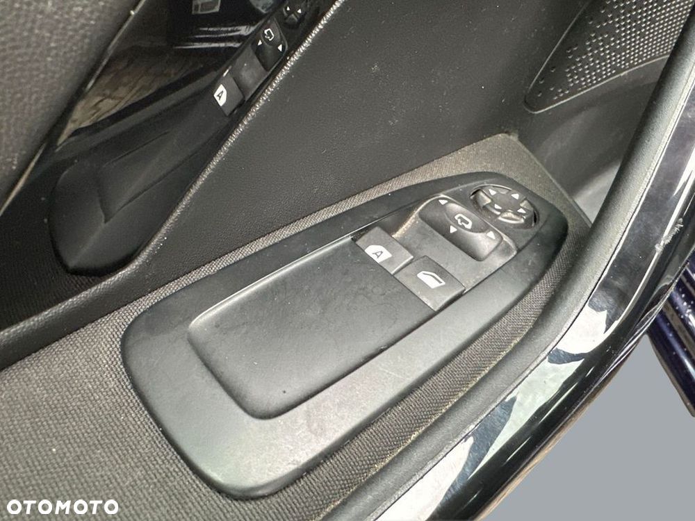 Peugeot 208 1.2 PureTech Access - 11