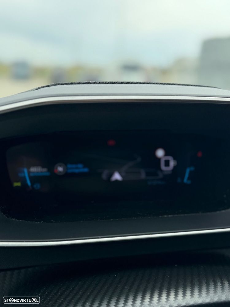 Peugeot 208 1.2 PureTech GT EAT8 - 21