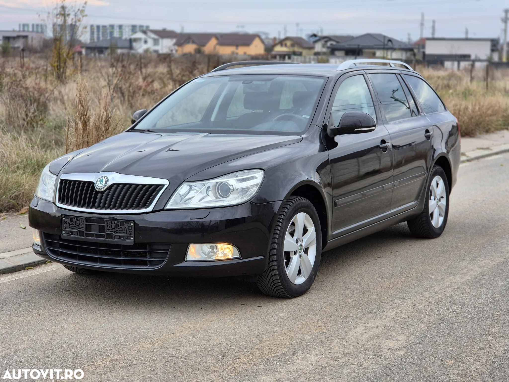 Skoda Octavia 1.6 TDI Business DSG - 2