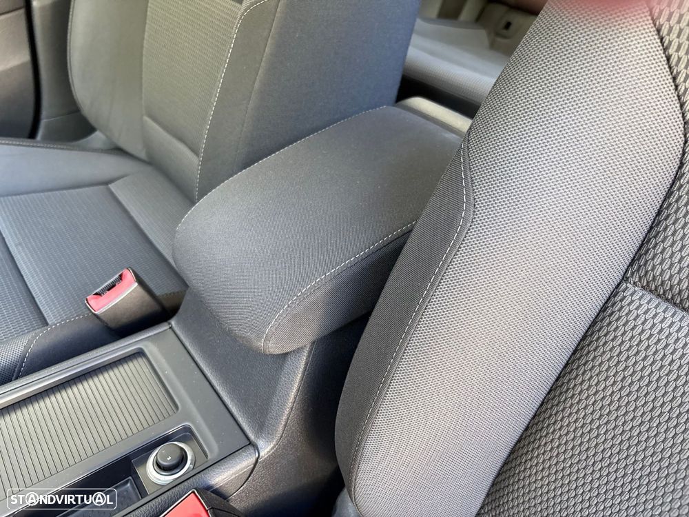 VW Golf Variant 1.6 TDi Confortline - 9