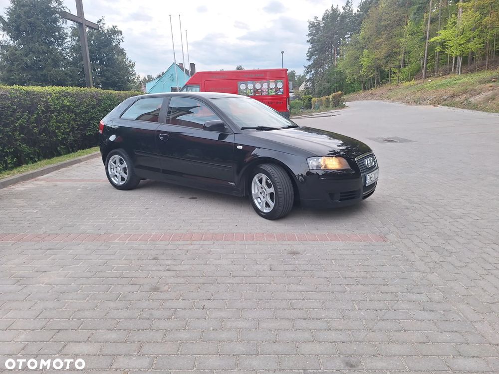 Audi A3 3-drzwiowe 1.6 Ambiente - 33