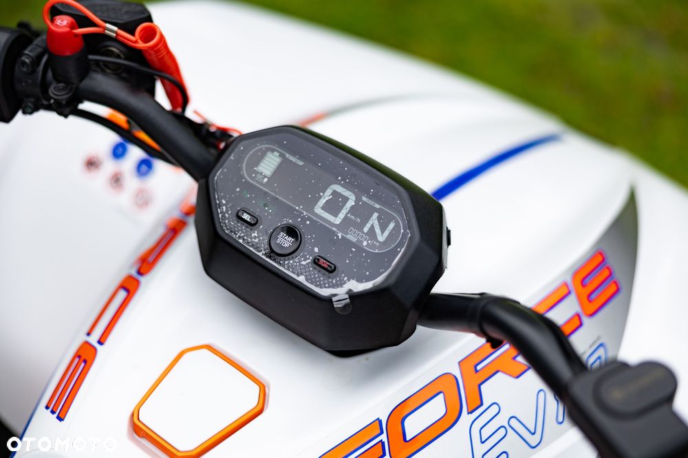 CFMoto CForce - 14
