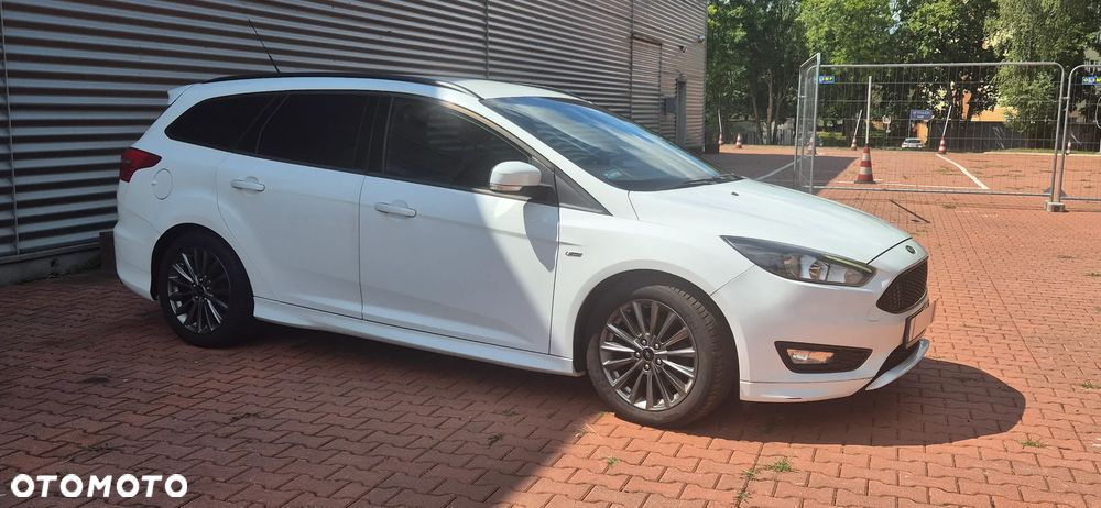 Ford Focus 1.5 EcoBoost ST-Line ASS - 9