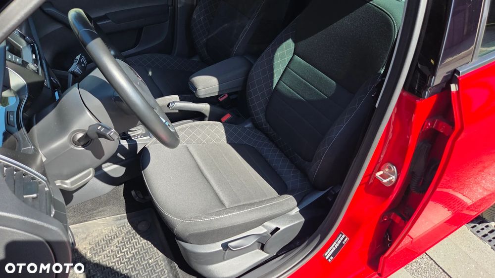 Skoda Fabia 1.0 TSI Style Color DSG - 27