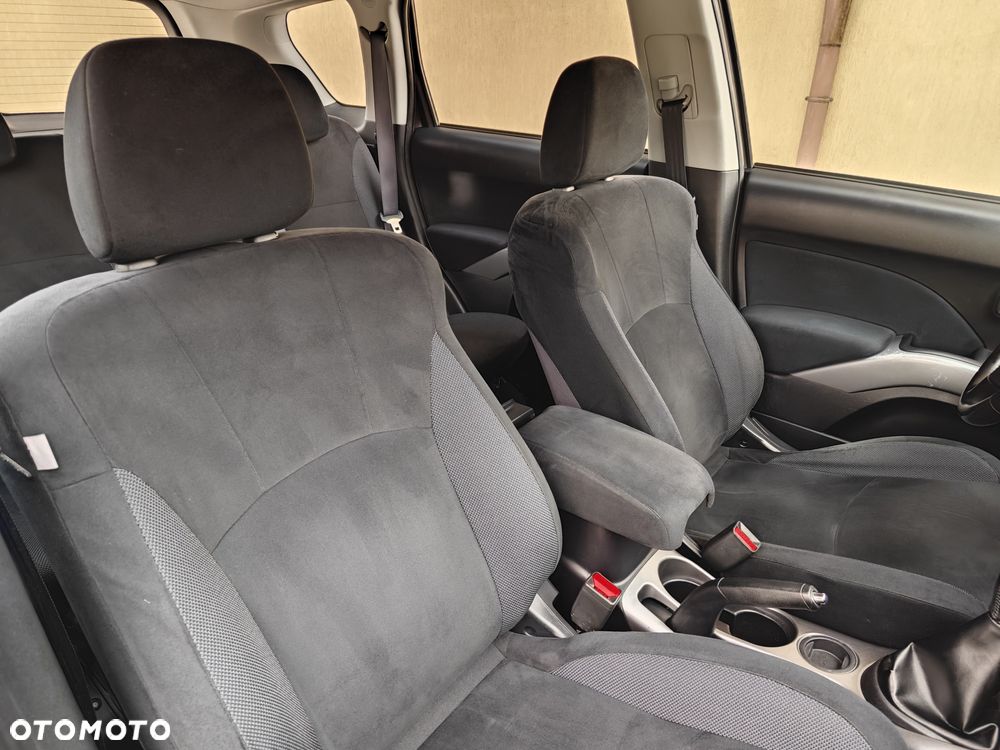Mitsubishi Outlander - 19