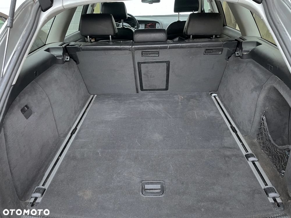 Audi A6 Avant 2.4 multitronic - 13