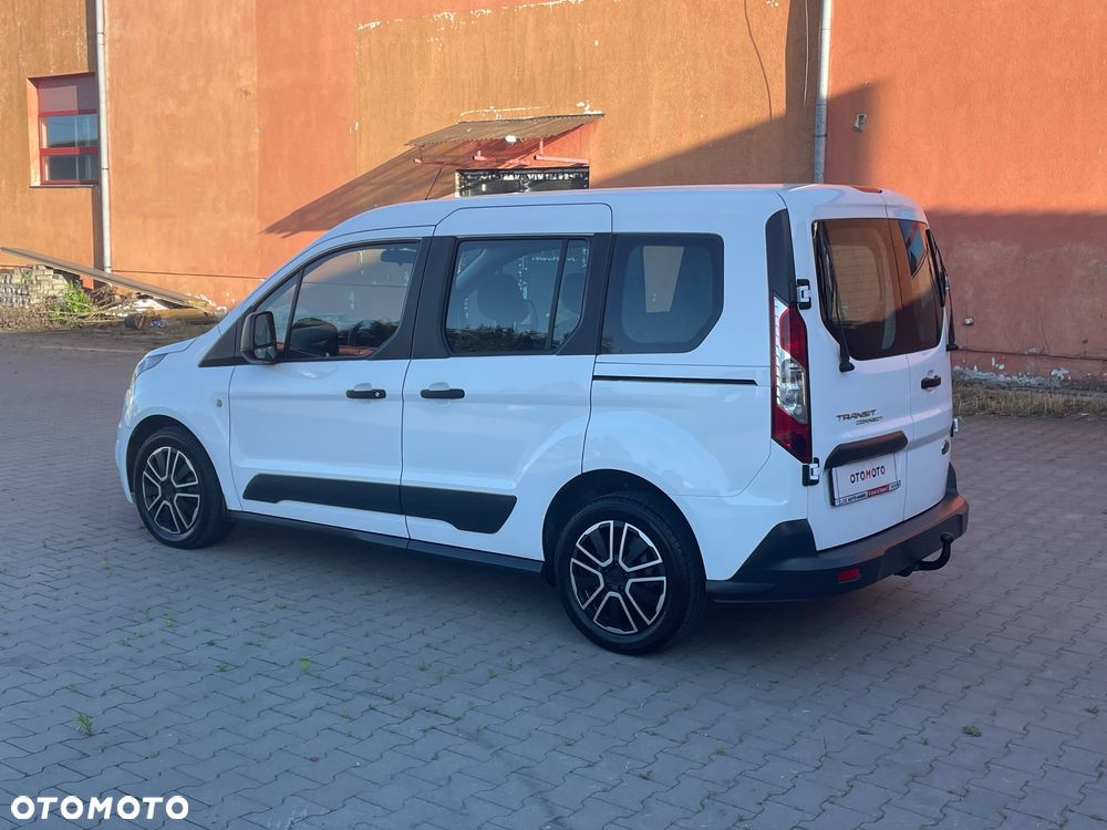 Ford Transit Connect - 37