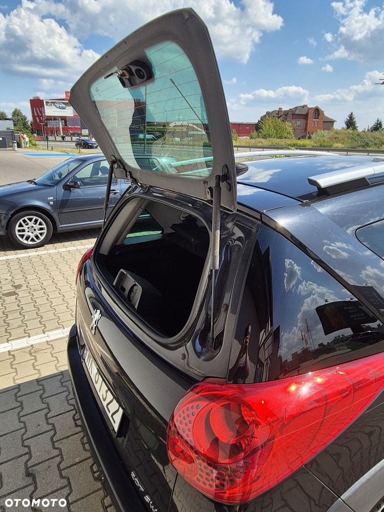 Peugeot 207 1.6 Premium - 11