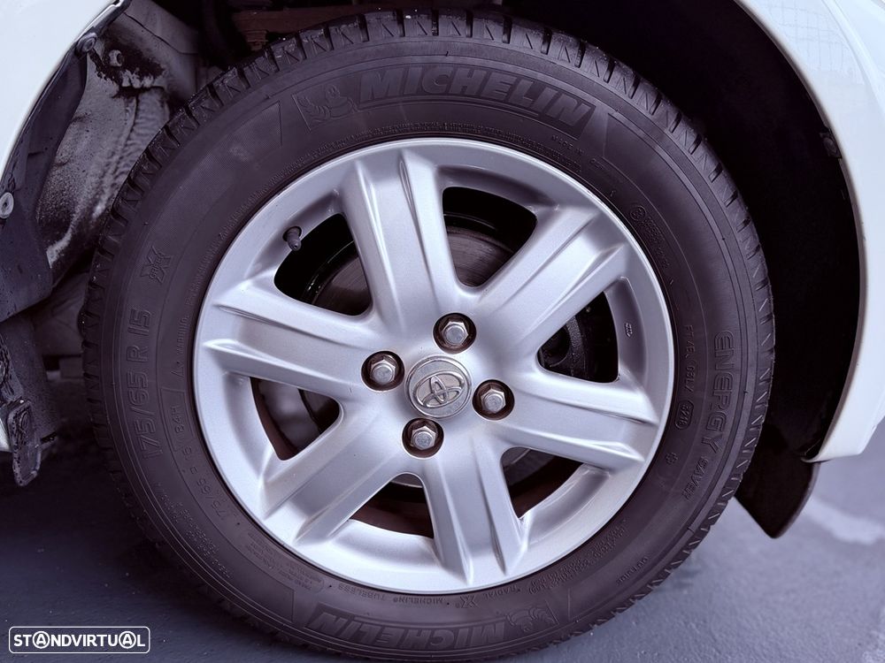 Toyota iQ 1.0 N collection - 15