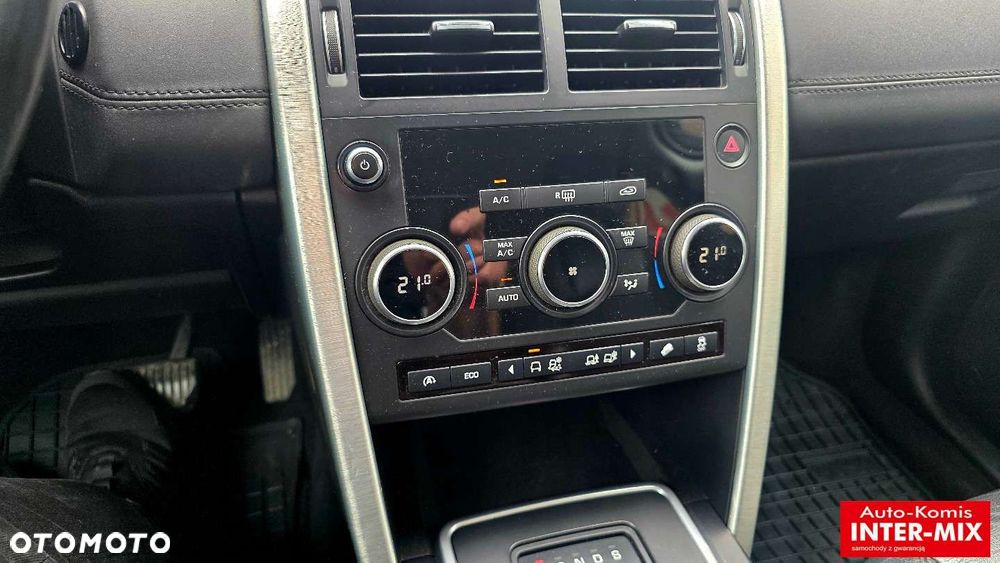 Land Rover Discovery Sport - 32