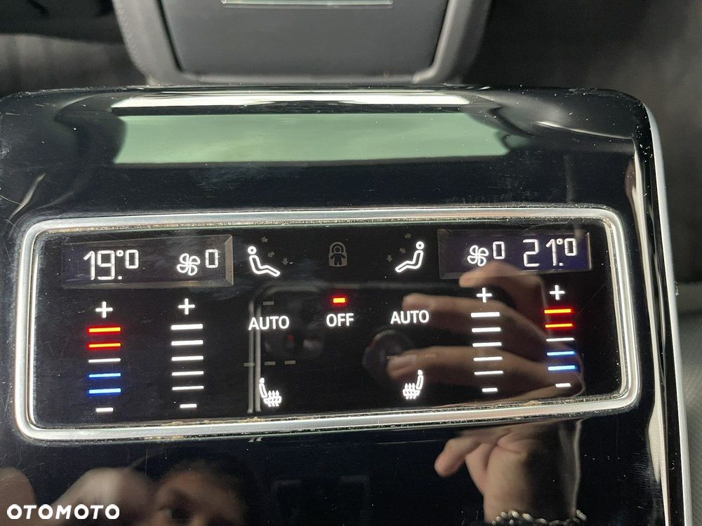 Audi A8 50 TDI quattro tiptronic - 15