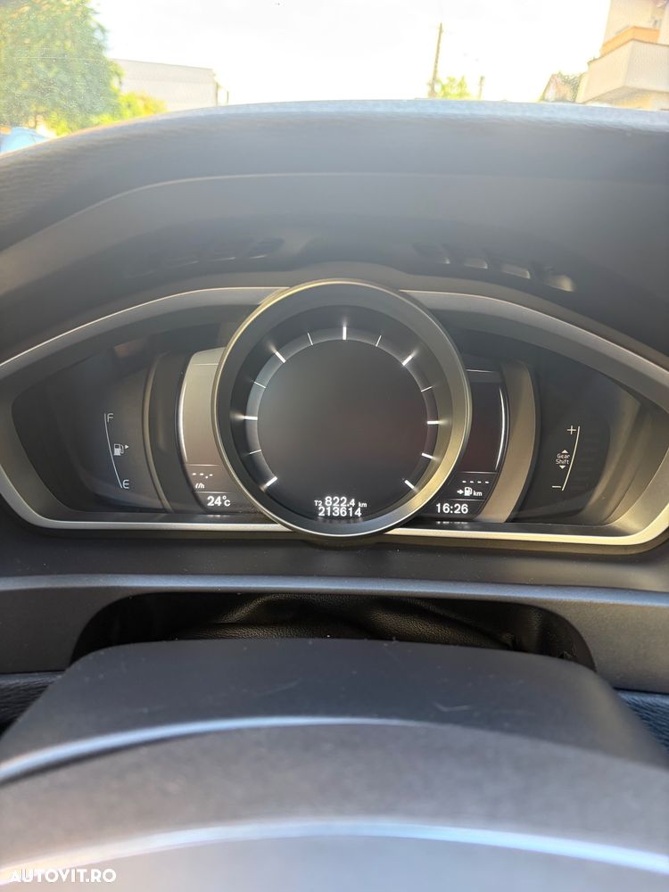 Volvo V40 D2 - 5