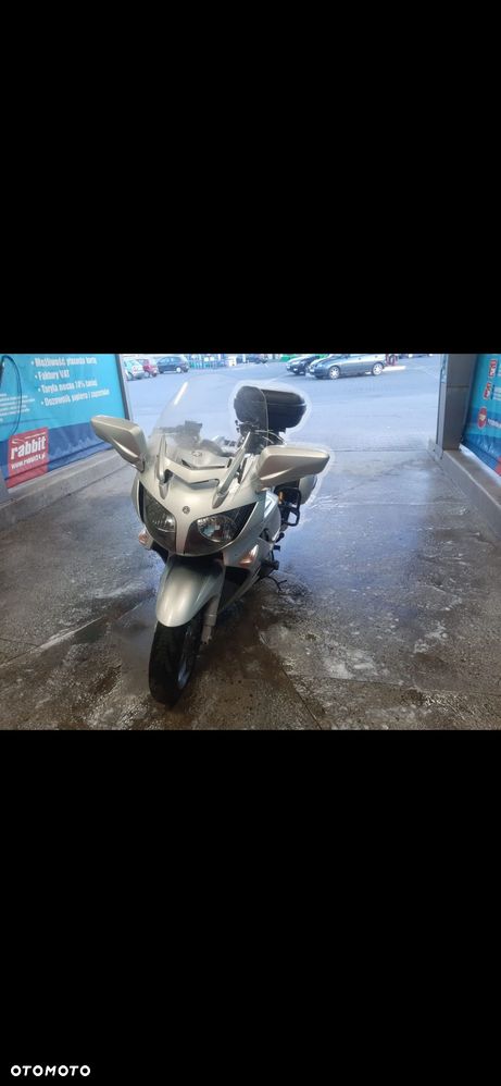 Yamaha FJR - 2
