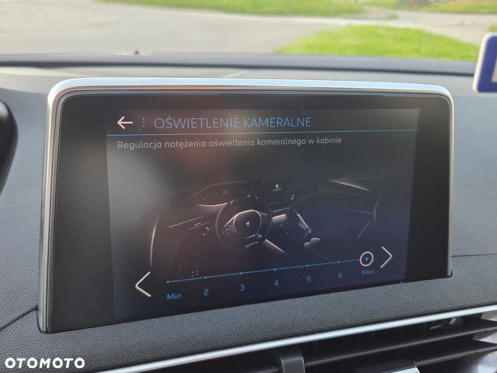 Peugeot 3008 BlueHDi 130 Stop & Start EAT8 Allure - 31