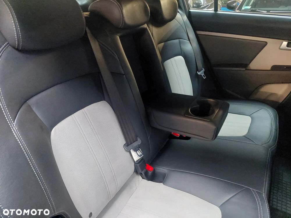 Kia Sportage 1.7 CRDI Business Line L 2WD - 29