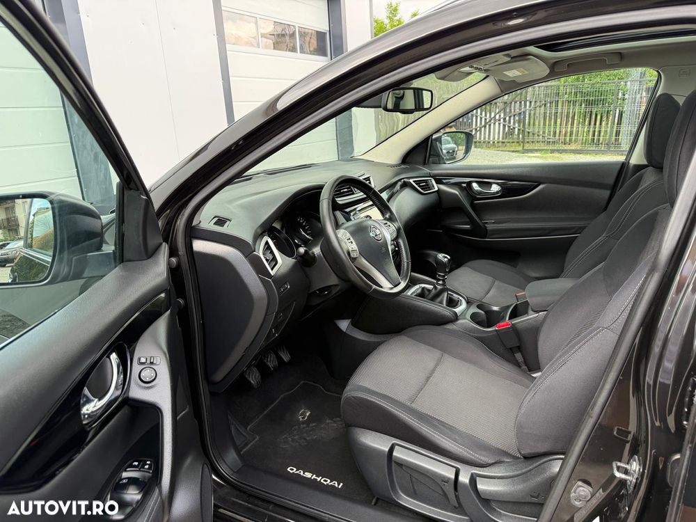 Nissan Qashqai 1.5 DCI N-Connecta - 12