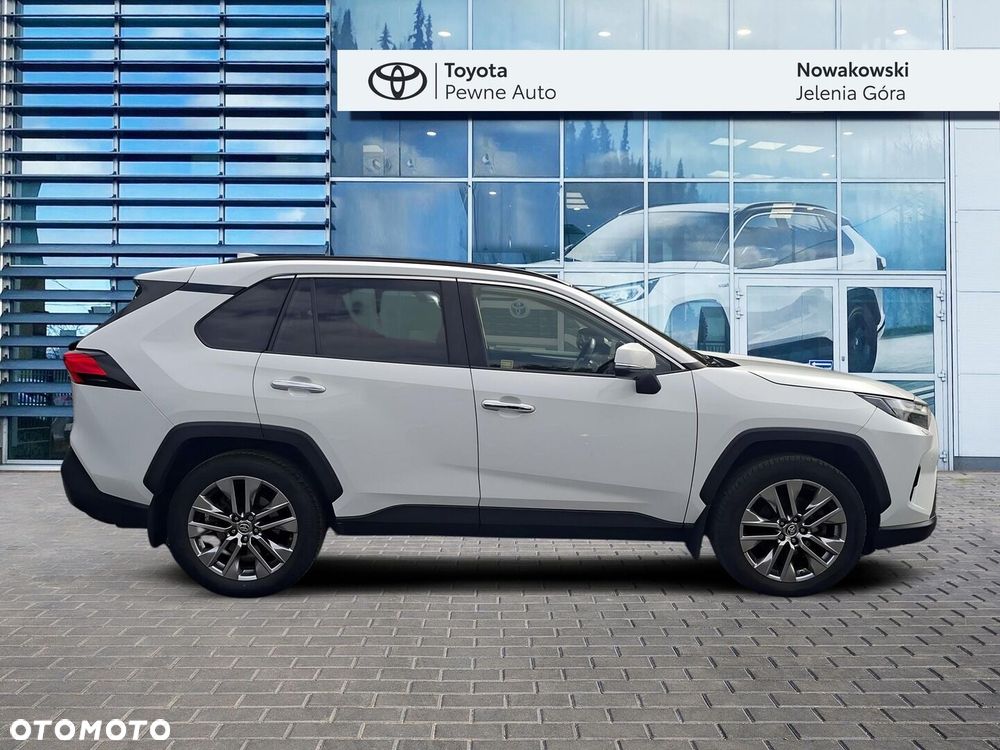Toyota RAV4 - 4