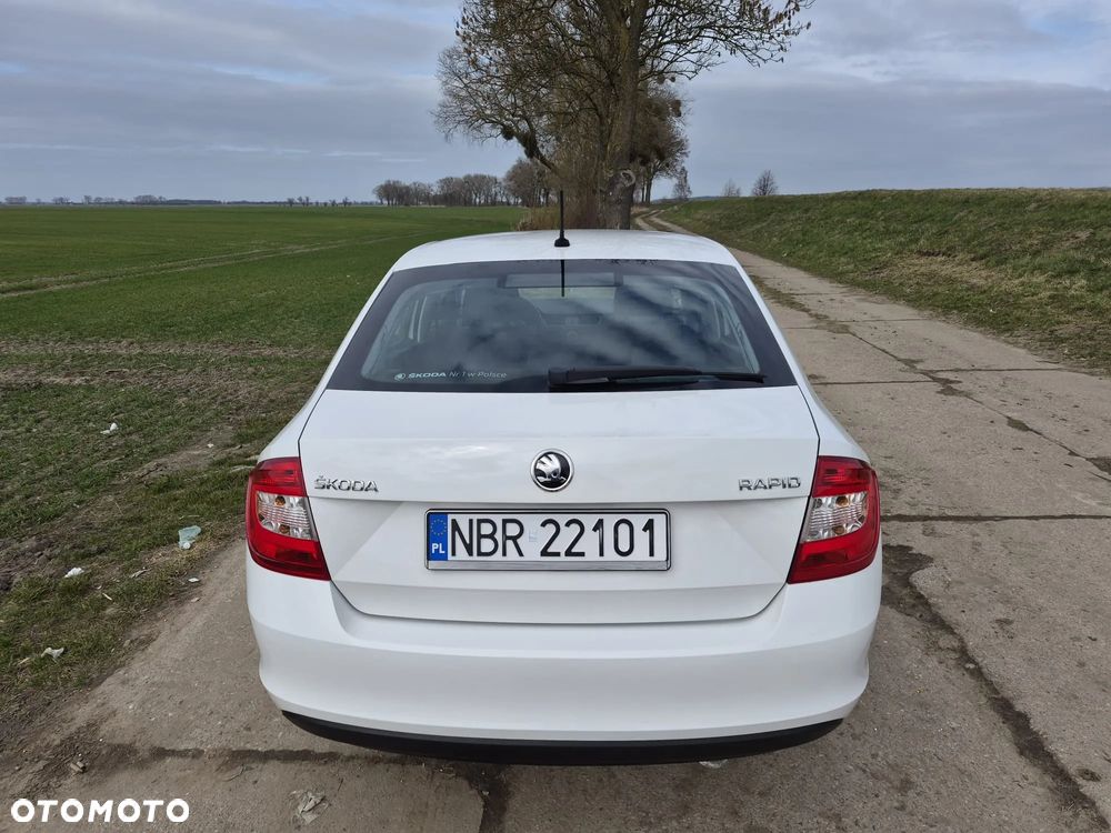 Skoda RAPID 1.2 TSI Active - 5