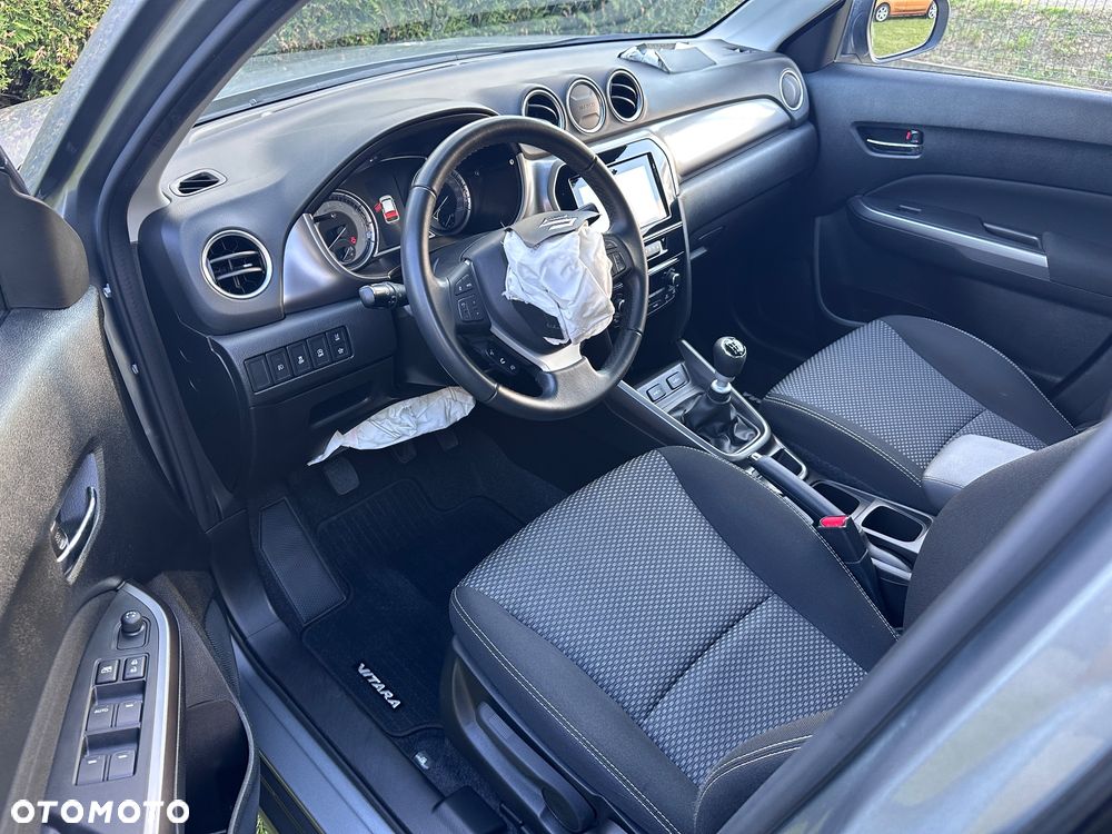 Suzuki Vitara 1.4 Boosterjet Hybrid Comfort+ - 10