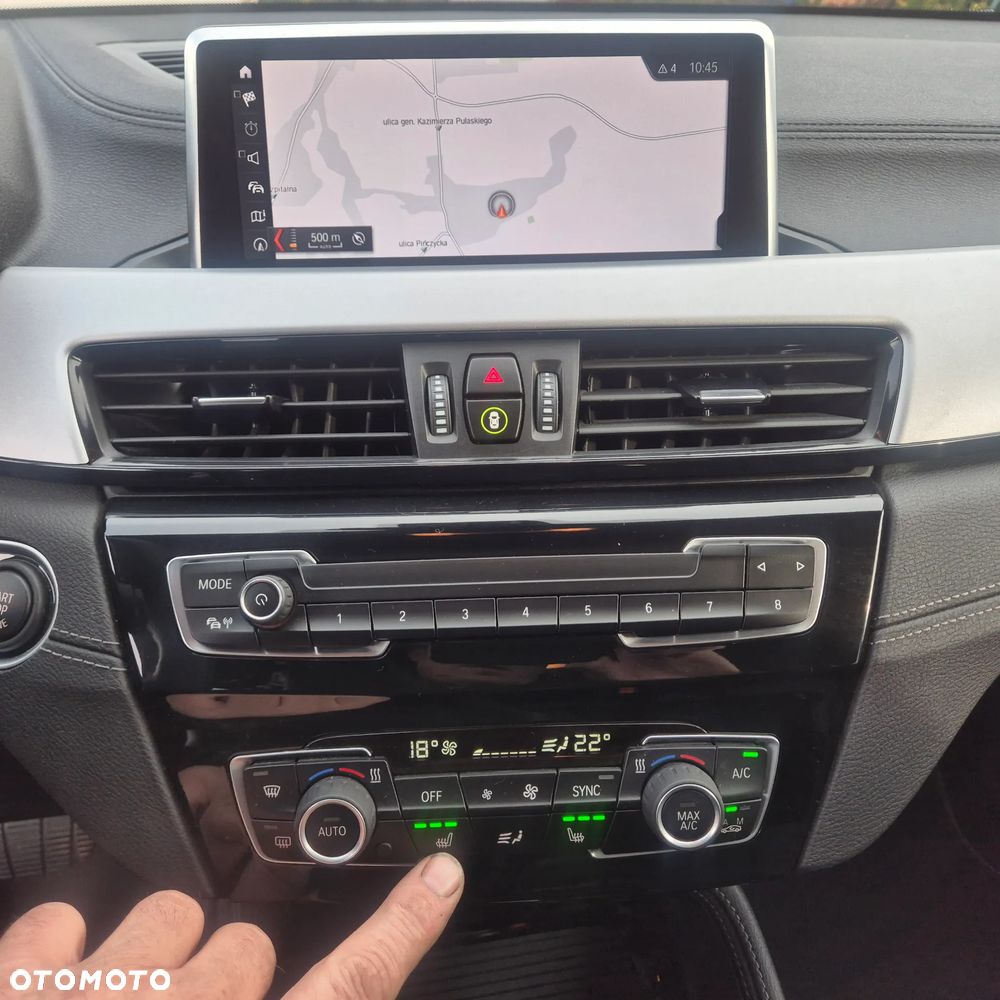 BMW X2 sDrive18i Advantage Plus - 13