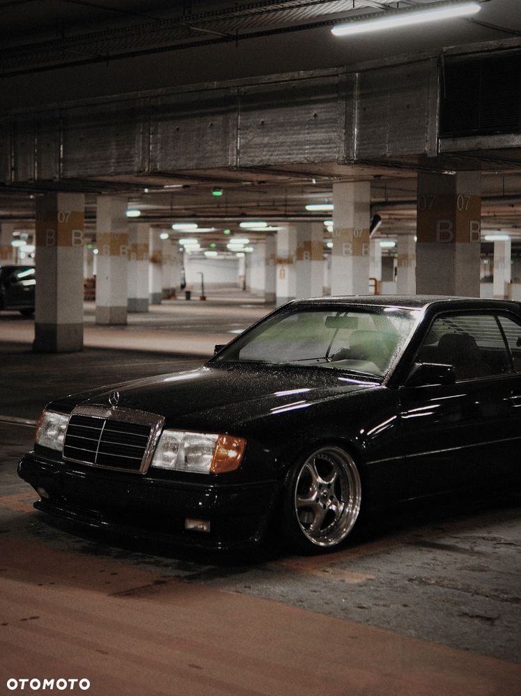 Mercedes-Benz W124 (1984-1993) - 16