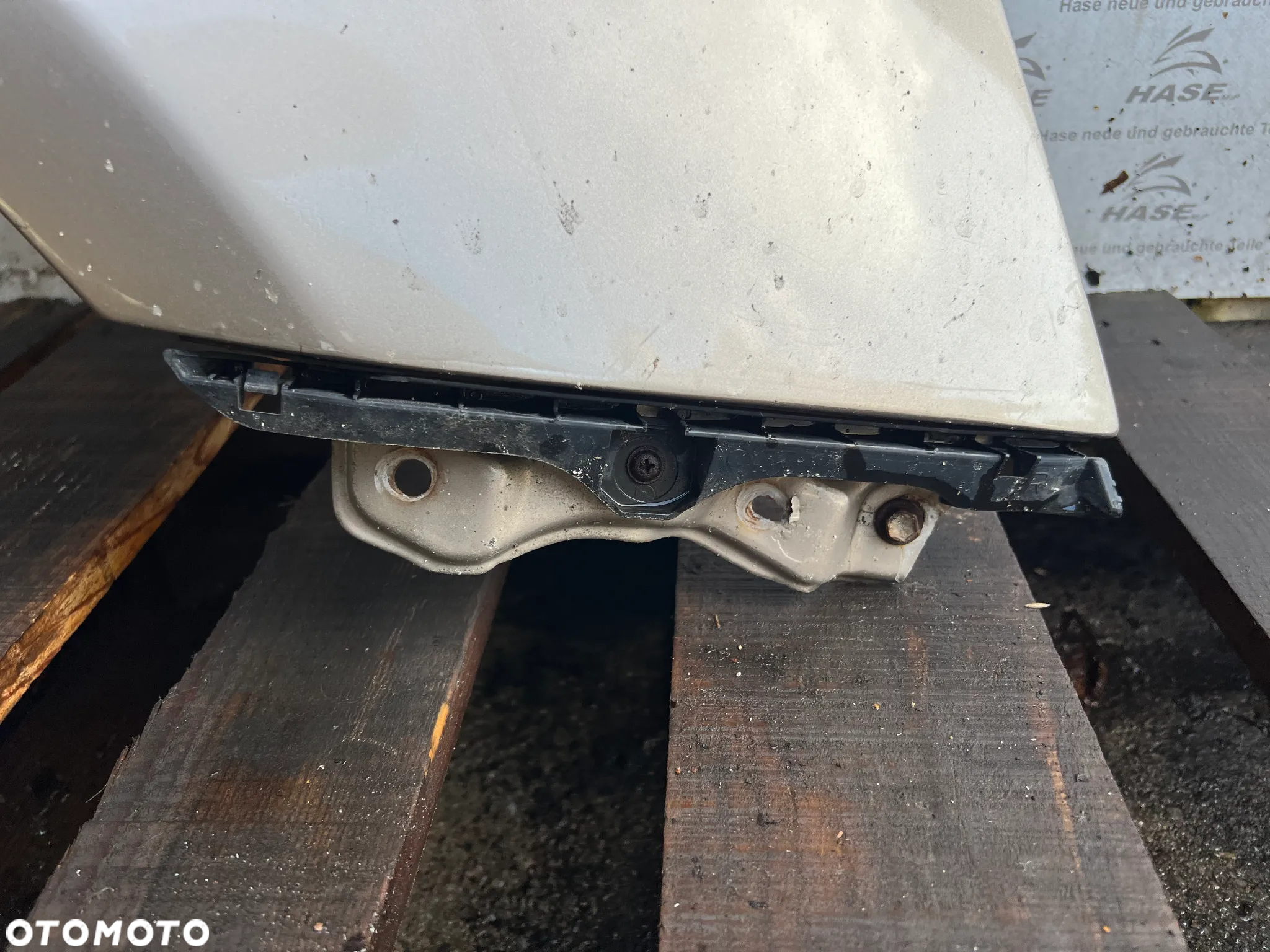 Toyota Sienna II FL błotnik prawy przód przedni - 3
