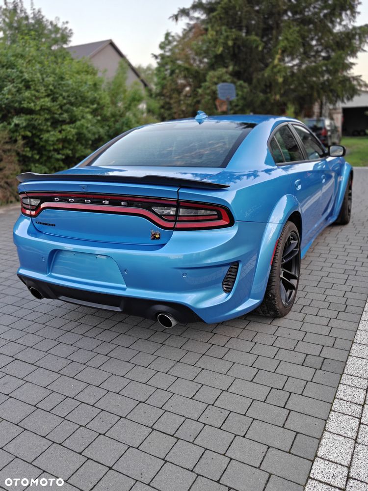 Dodge Charger 6.4 Scat Pack Widebody - 12