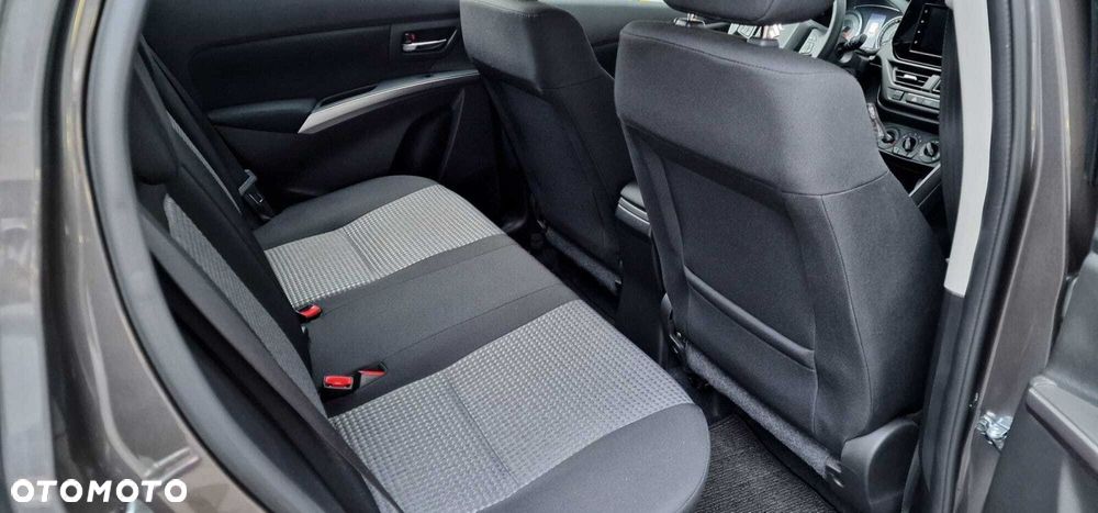 Suzuki SX4 S-Cross - 13