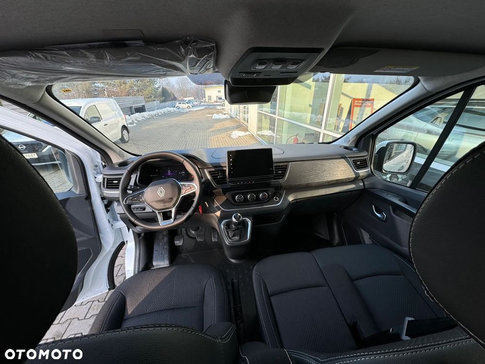Renault Trafic - 11