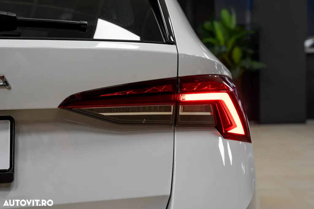 Skoda Octavia Combi 2.0 TDI DSG Ambition - 29
