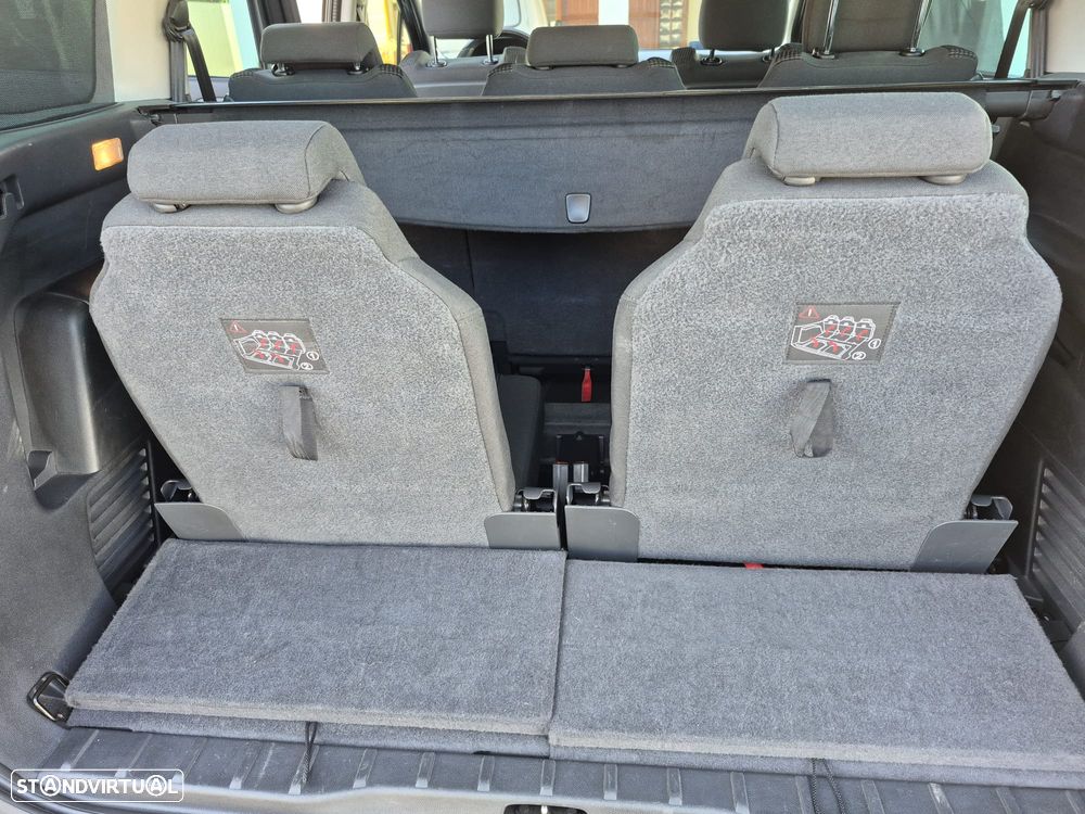 Peugeot 5008 1.6 BlueHDi Style - 12