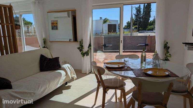 Arrenda T0 Monte Canelas,10 minutos de Portimao - Grande imagem: 4/7