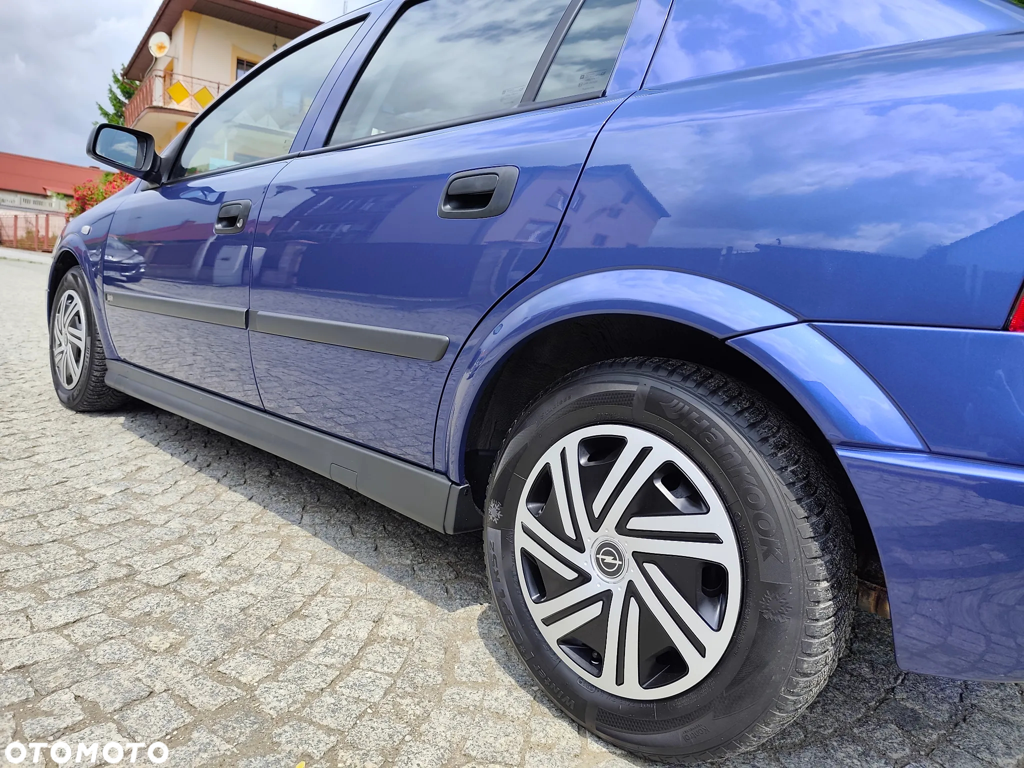 Opel Astra 1.6 - 24