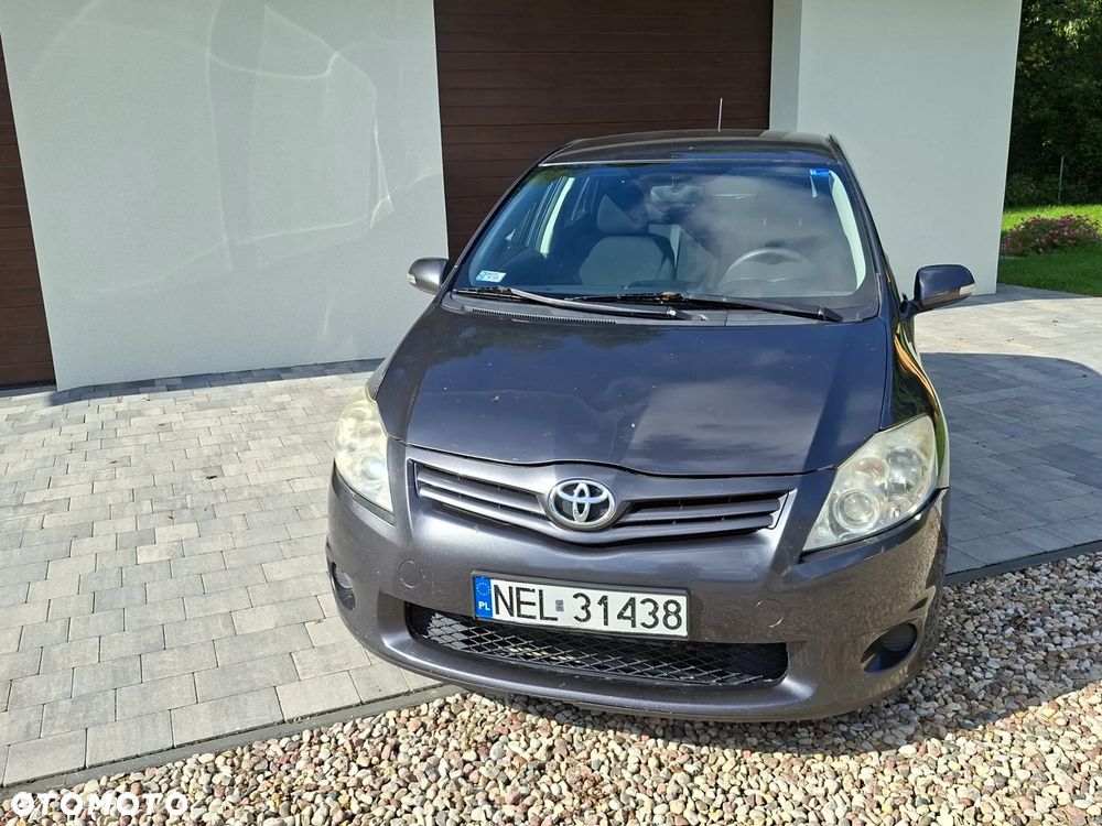 Toyota Auris 1.4 D-4D 2010 - 1