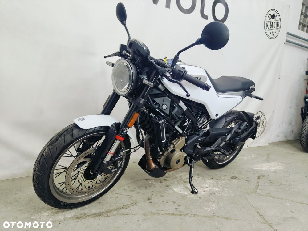 Husqvarna Vitpilen - 18