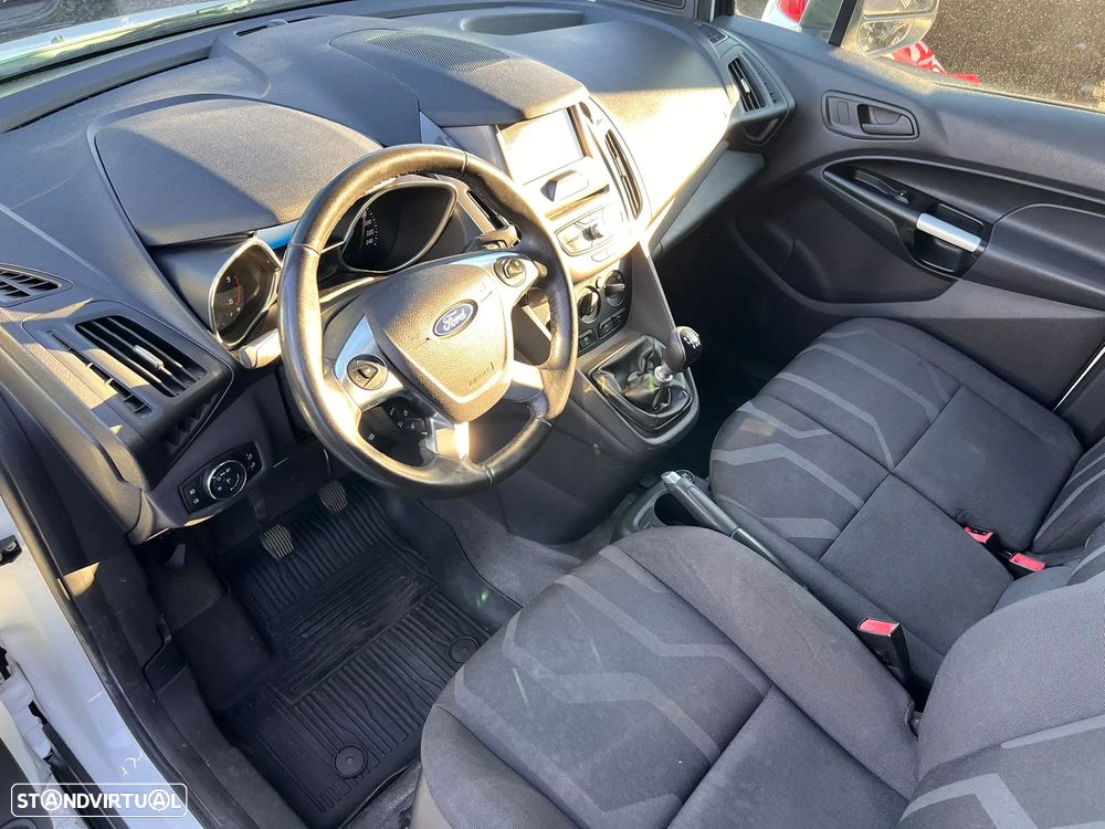 Ford Transit Connect - 15