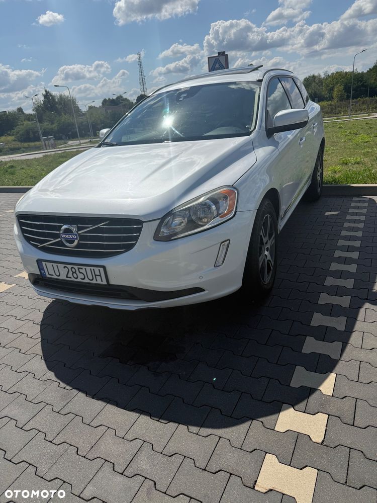 Volvo XC 60 T6 AWD Momentum - 1