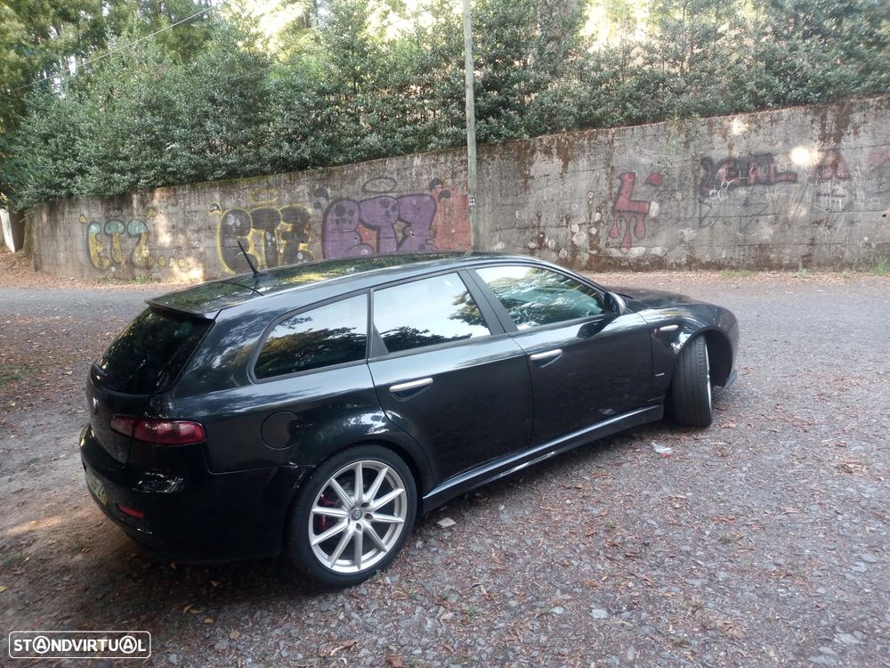 Alfa Romeo 159 Sportwagon 2.0 JTDm Distinctive P.TI - 14