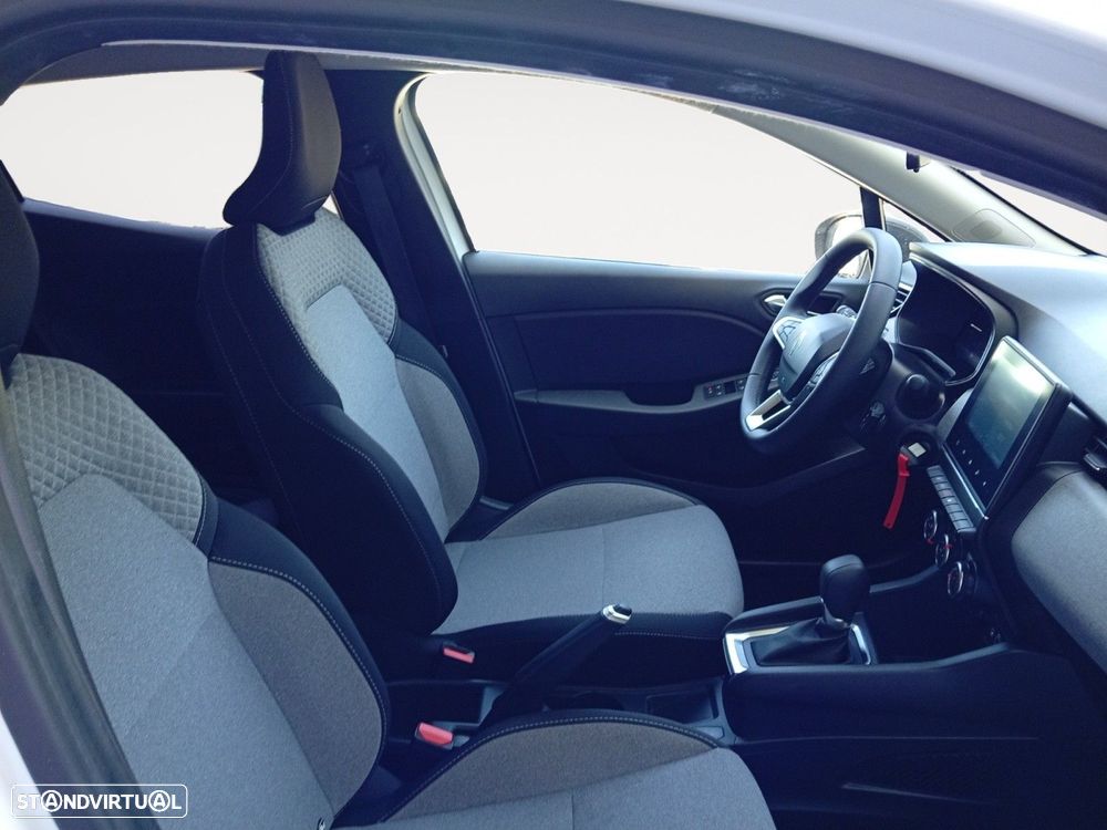 Renault Clio - 15