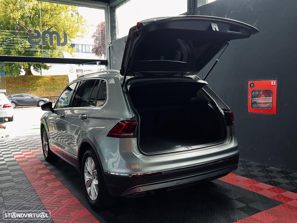 VW Tiguan 2.0 TDI Confortline DSG - 44